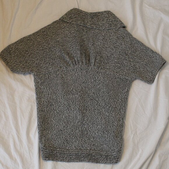 Express Gray/White Variegated Short Sleeve Heavy Open Front Roll Collar Sweater - Picture 10 of 15